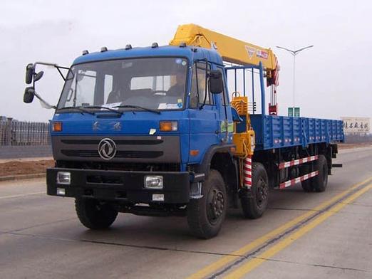 程力專用汽車股份銷售十八分公司 隨車起重運(yùn)輸車，專業(yè)運(yùn)輸解決方案的可靠選擇